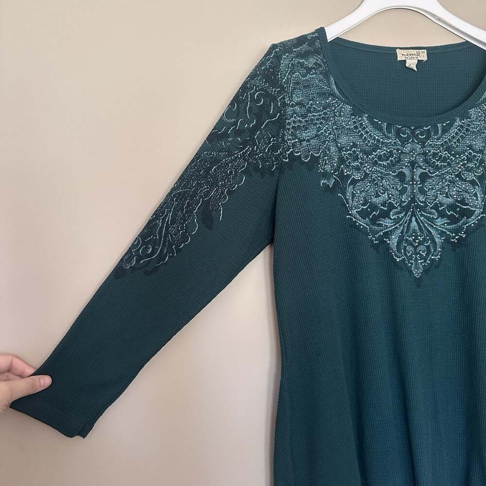 One World 2X Green Boho Tunic Length 3/4 Sleeve Top Thermal Waffle Knit Embellis - Picture 4 of 10